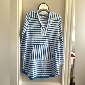 Vineyard Vines Beach coverup